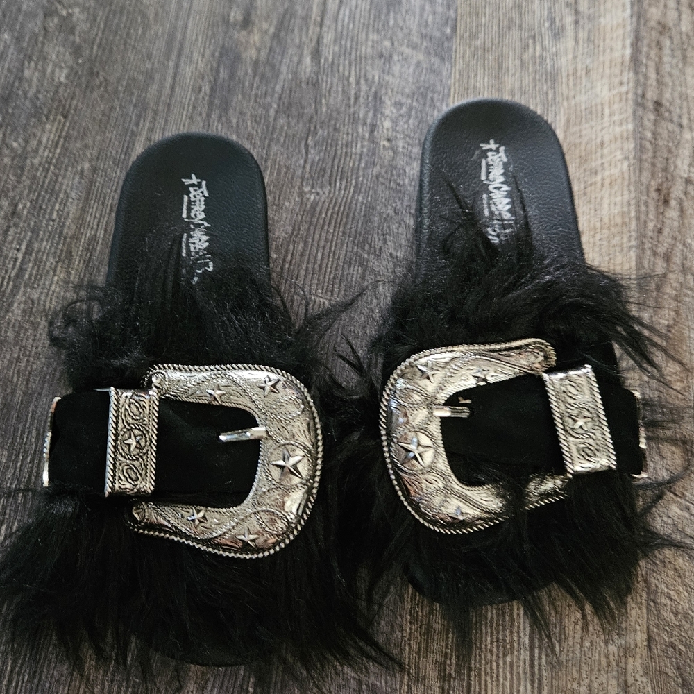 Jeffery camble buckle sandles